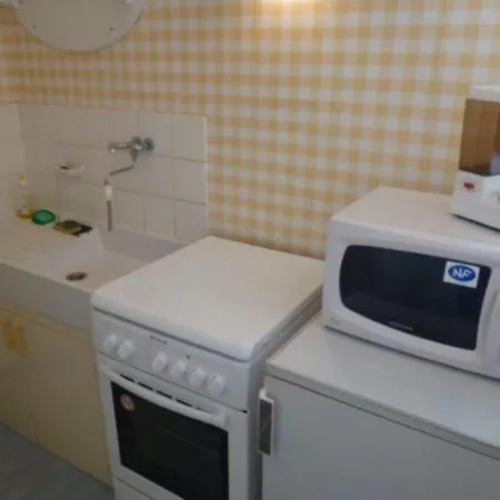 Royan, 1 Piece, 3 Personnes - Fr-1-305-851 Apartment *